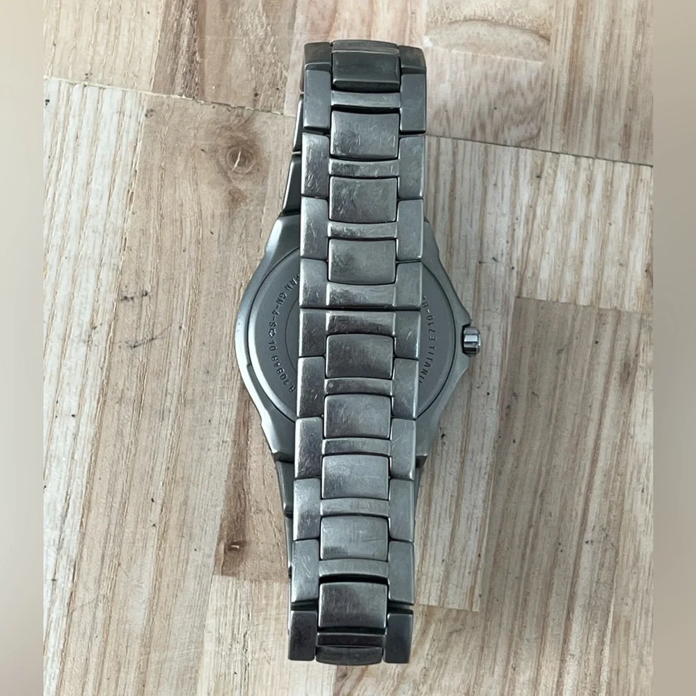 Citizen brand eco